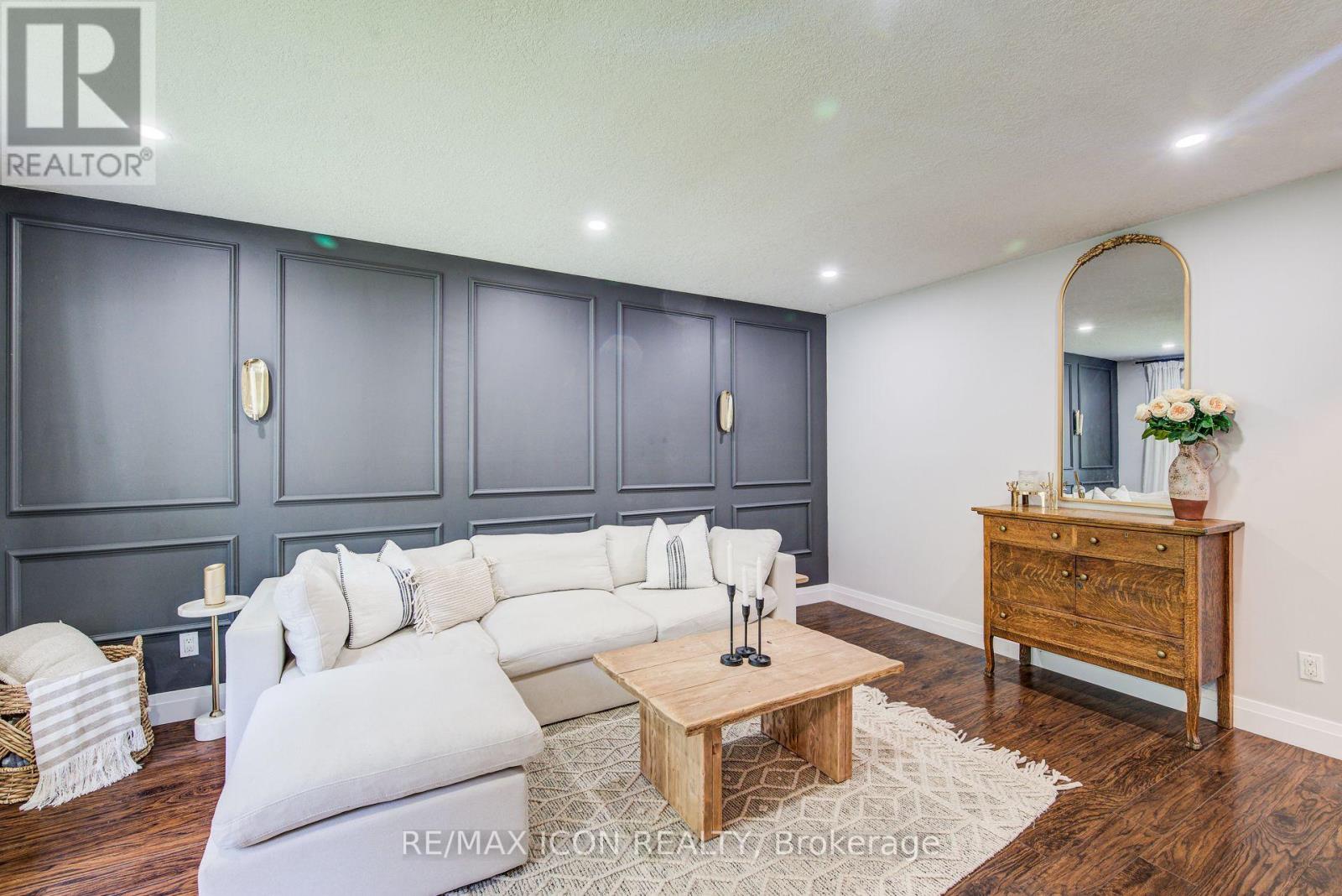 88 PINEDALE DRIVE