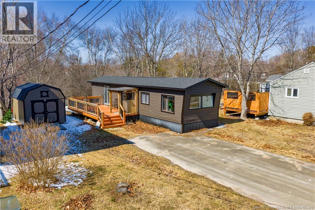 16 Fourth Avenue - Photo 2