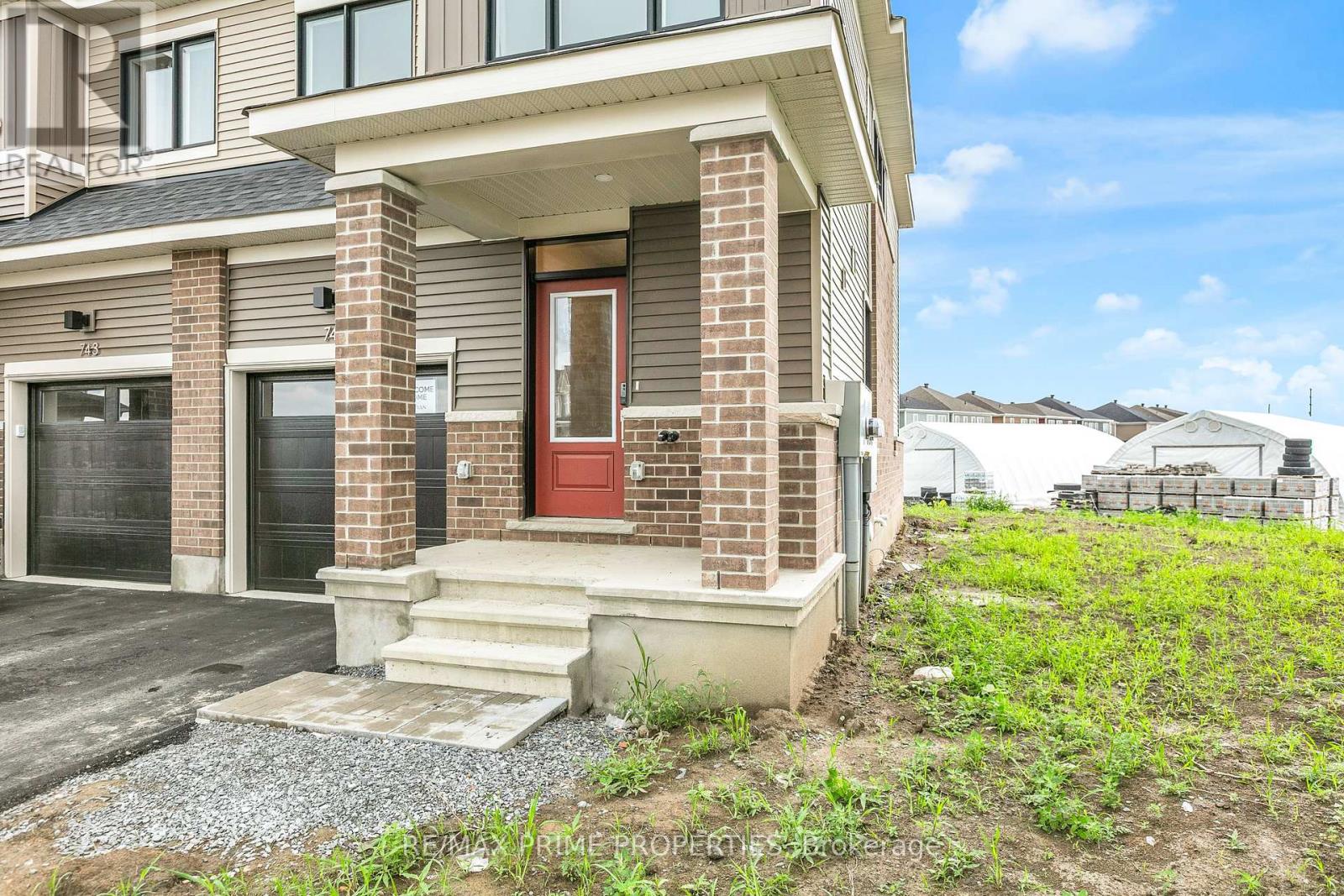 745 HAFLINGER ROW