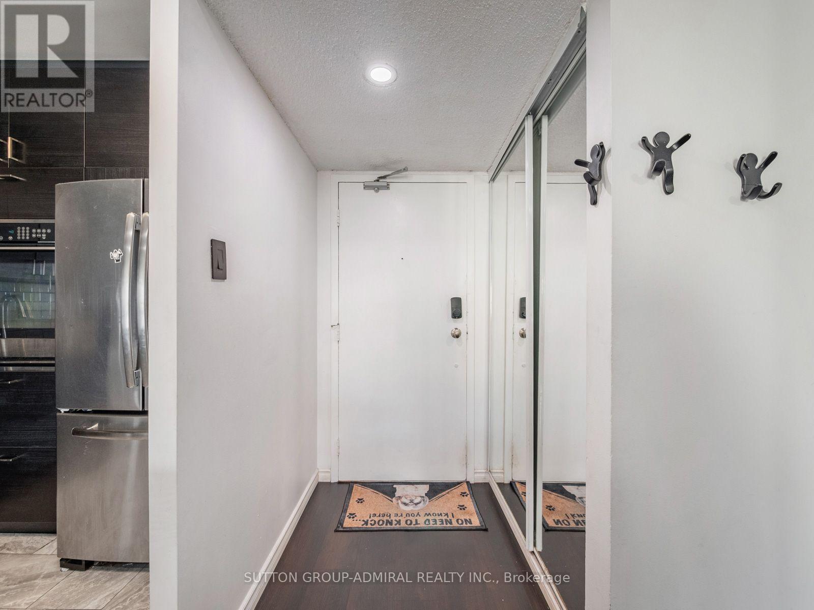 1811 - 10 MARTHA EATON WAY