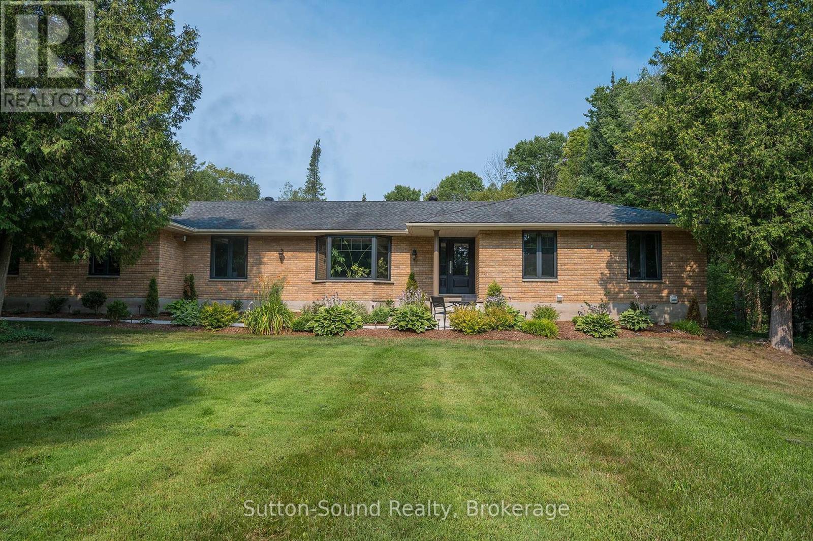 286 BALMY BEACH ROAD N