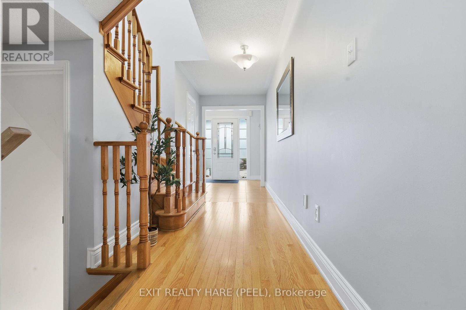 24 SNOWBERRY CRESCENT - Photo 3