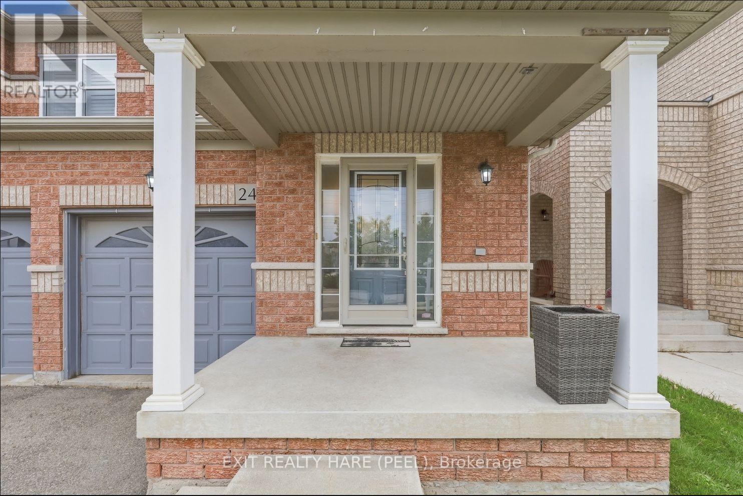 24 SNOWBERRY CRESCENT - Photo 2
