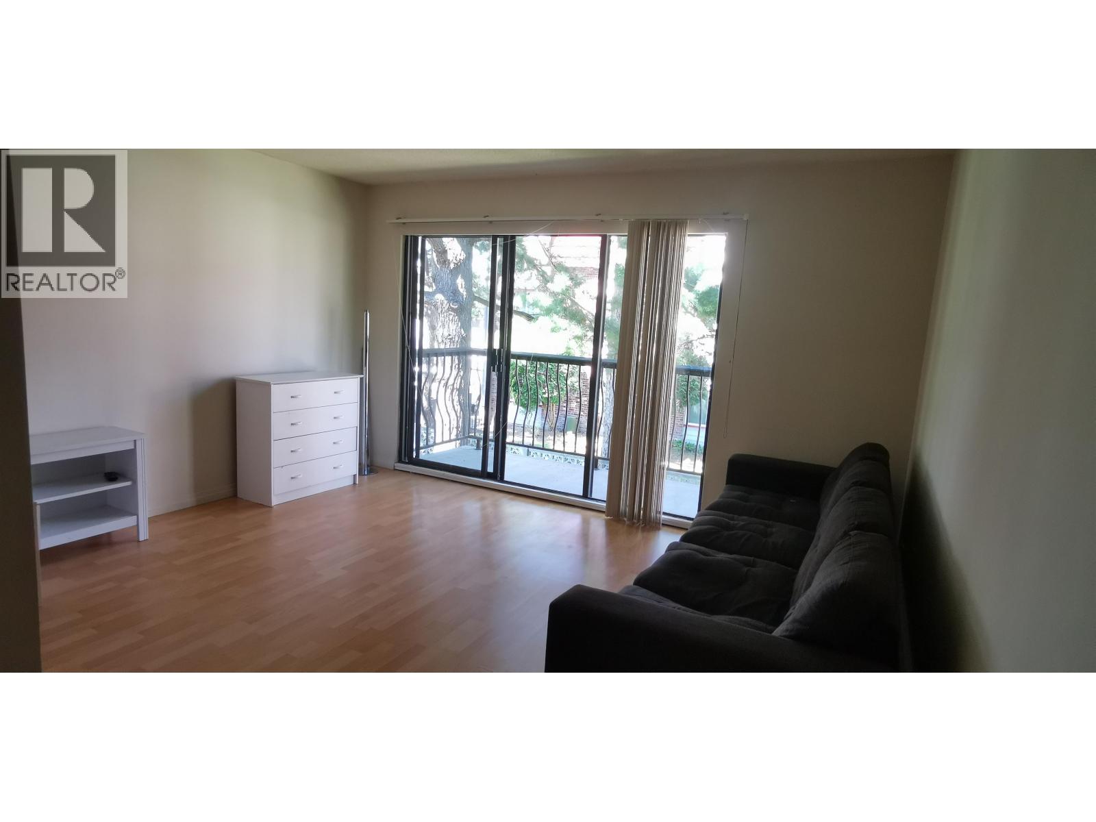 214 8031 RYAN ROAD