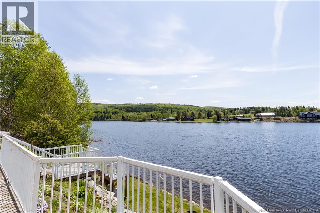 61 O'neill Road - Photo 4