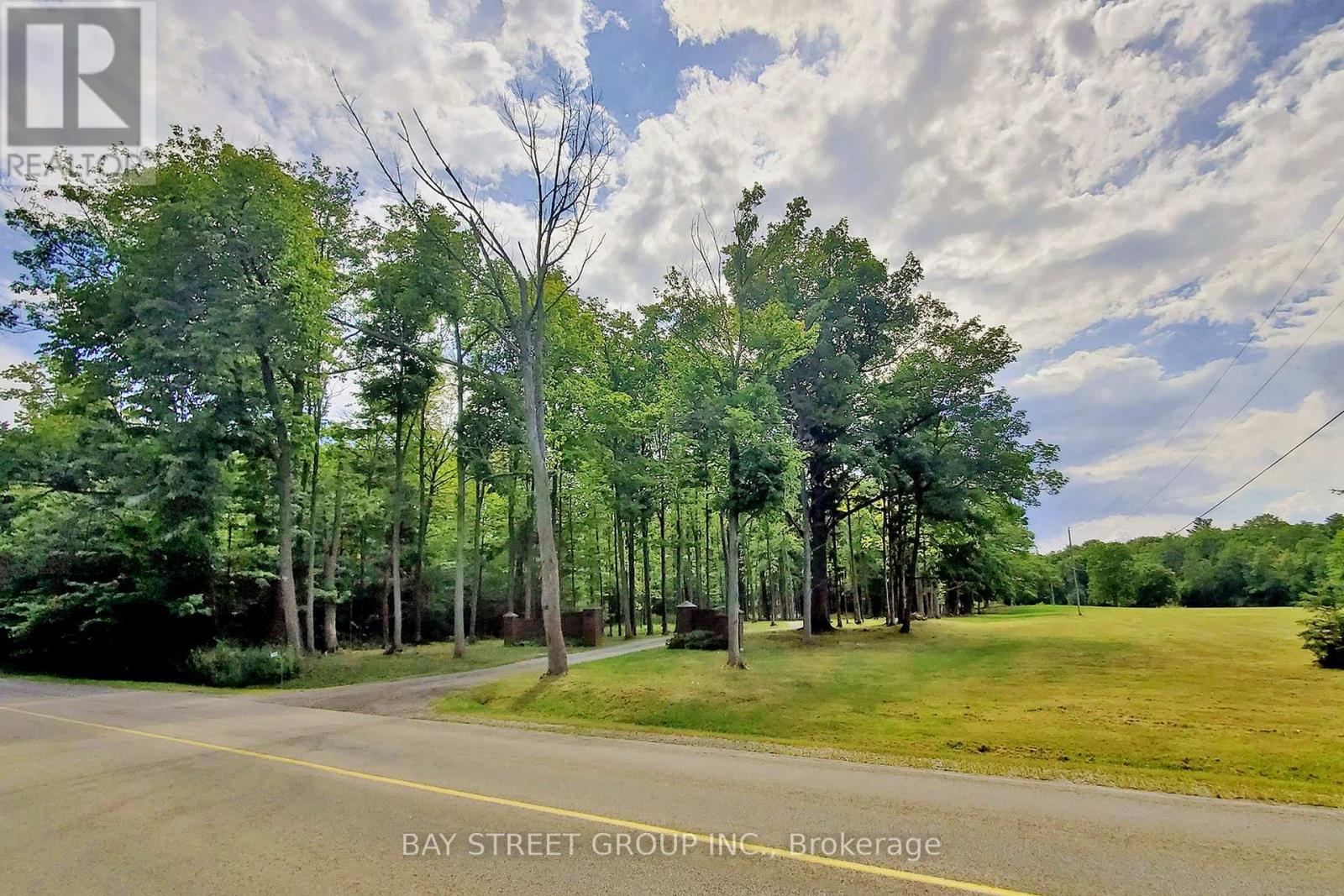 902 SHAVER ROAD