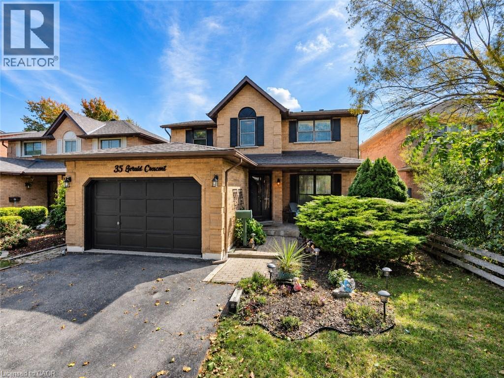 35 GERALD Crescent