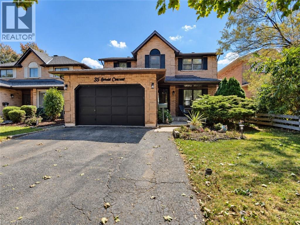 35 GERALD Crescent