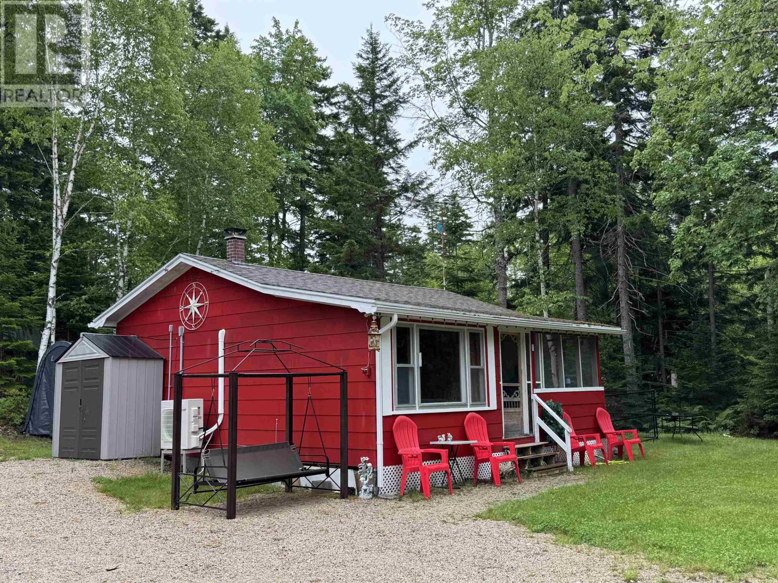 520 Falkenham Road - Photo 2