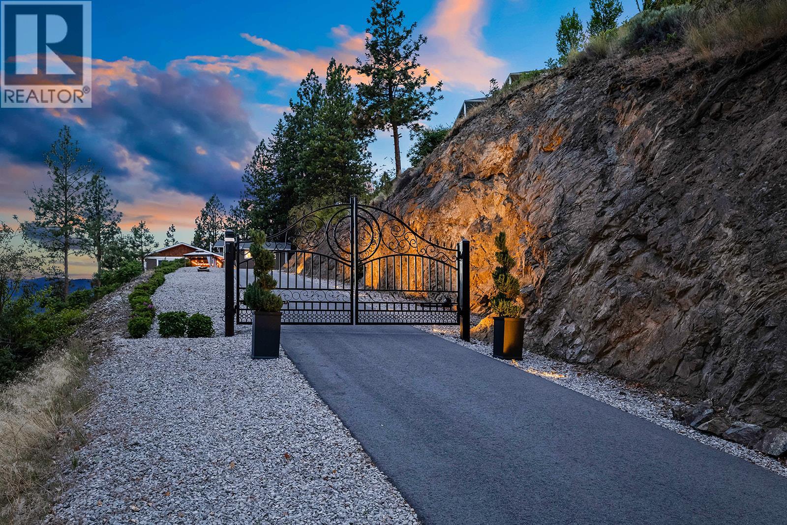 4618 Ponderosa Drive