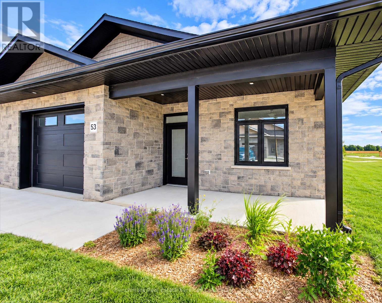 53 CAVALIER CRESCENT