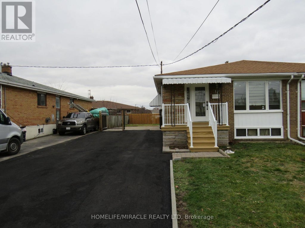 18 RUBYDALE GARDENS, TORONTO (HUMBER SUMMIT), ON M9L 1B9 - Image 3777762927.jpeg?d=l