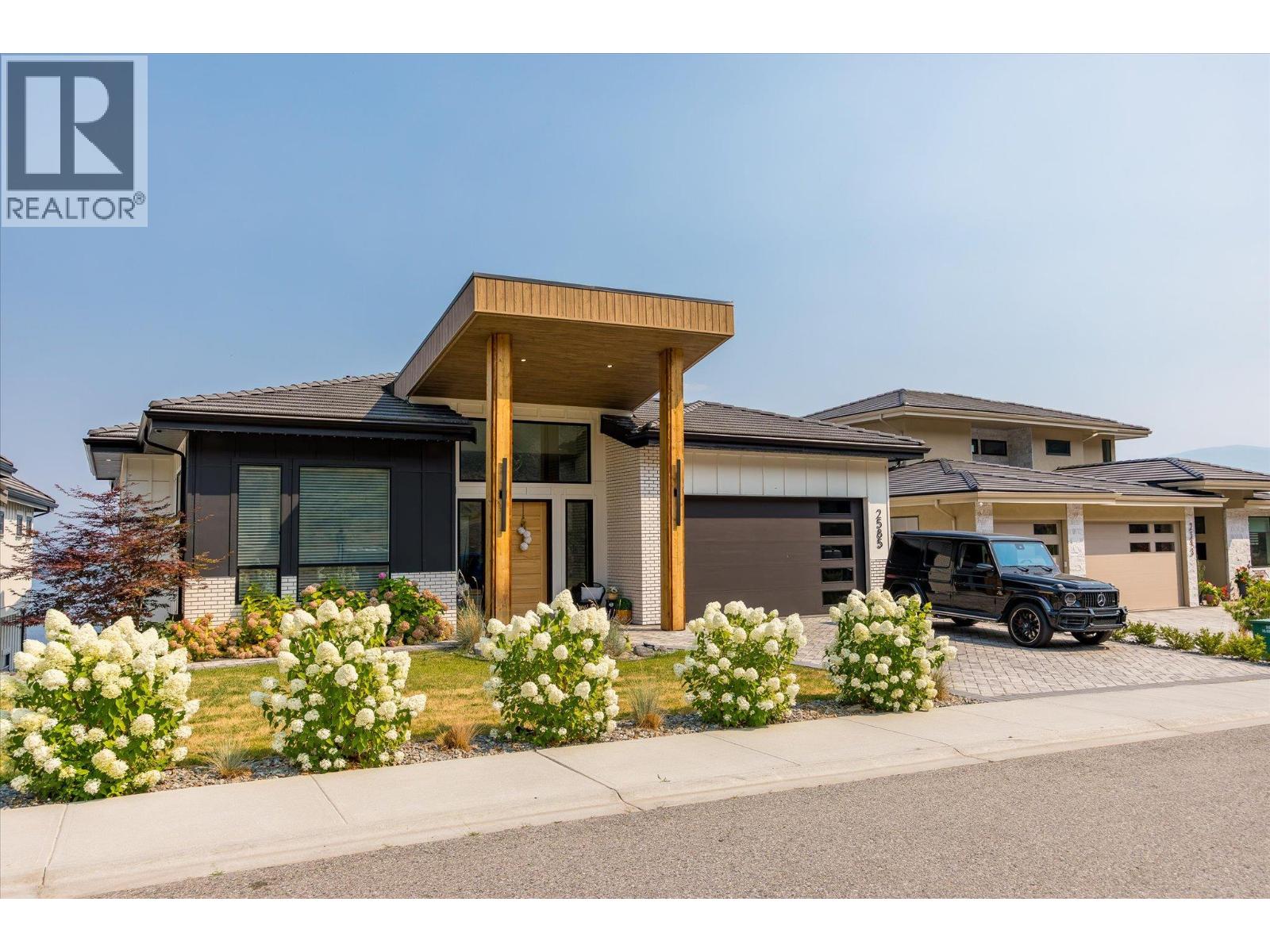 2585 Casa Palmero Drive