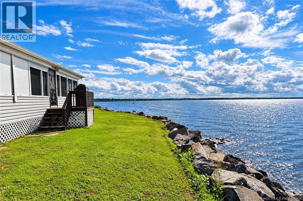 38 Front Road - Photo 4