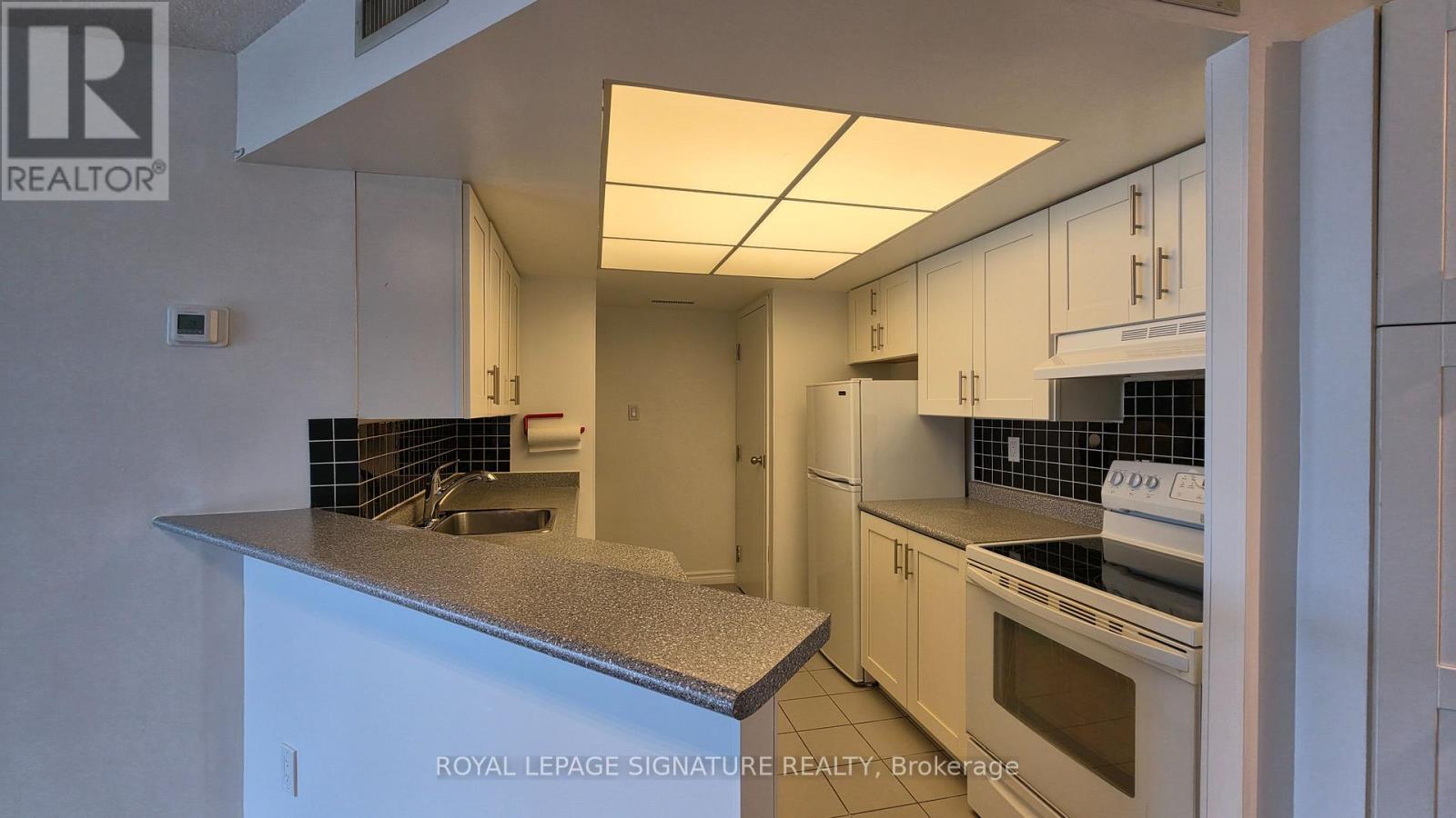 2019 - 1001 BAY STREET