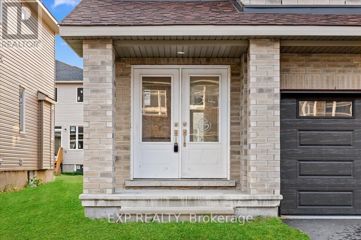 15 REYNOLDS AVENUE