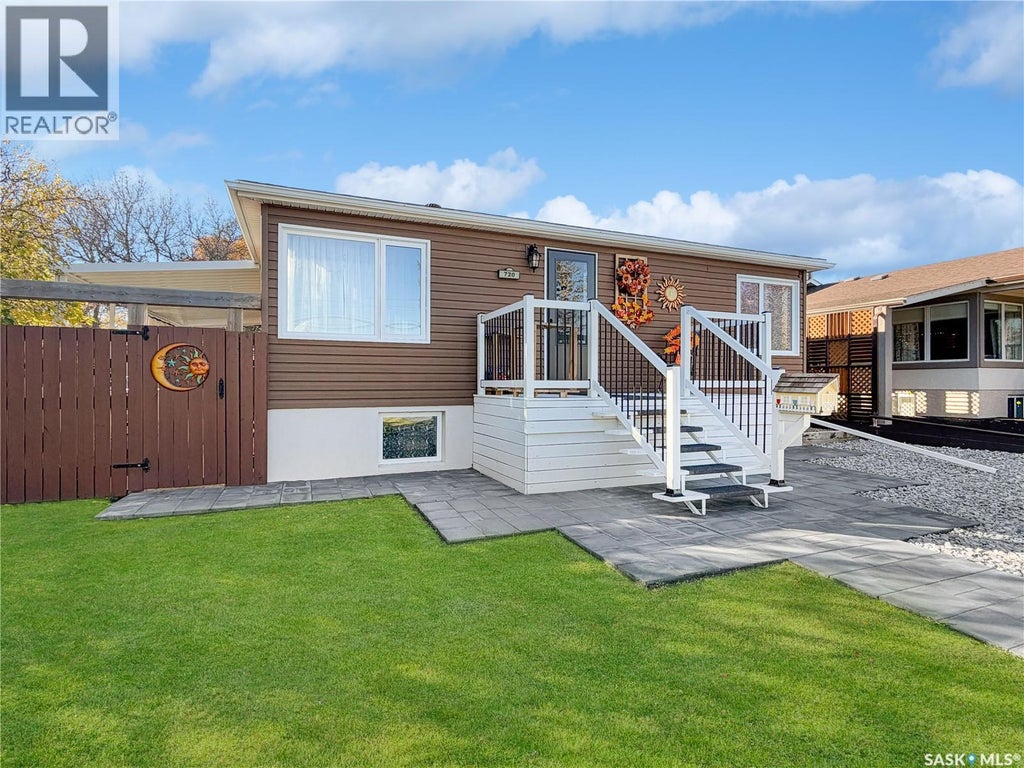 720 6TH AVENUE NE, SWIFT CURRENT, SK S9H 2M8 - Image 3895318478.jpeg?d=l