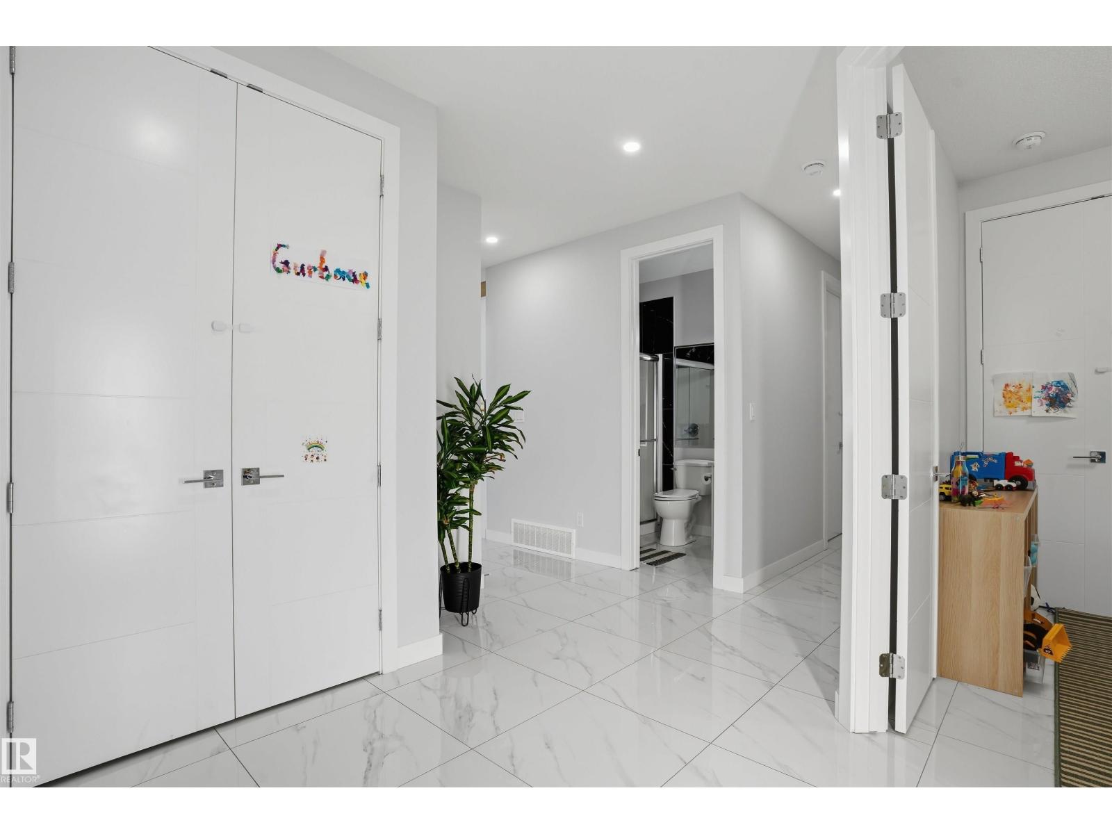 3602 41 AVE