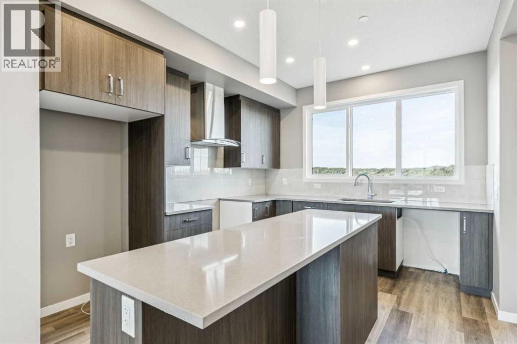 205 HOTCHKISS ROAD, CALGARY, AB T3S 0T9 - Image 2877916250.jpeg?d=l