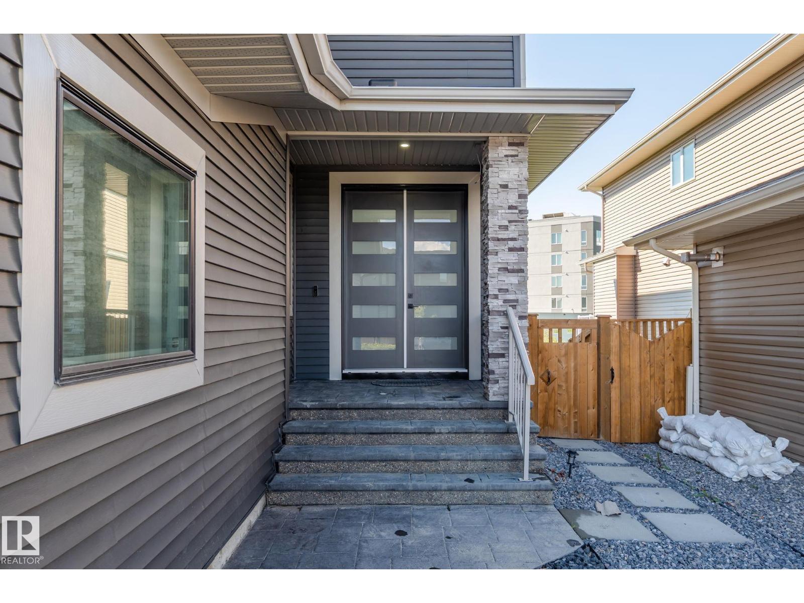 23 Elwyck gate