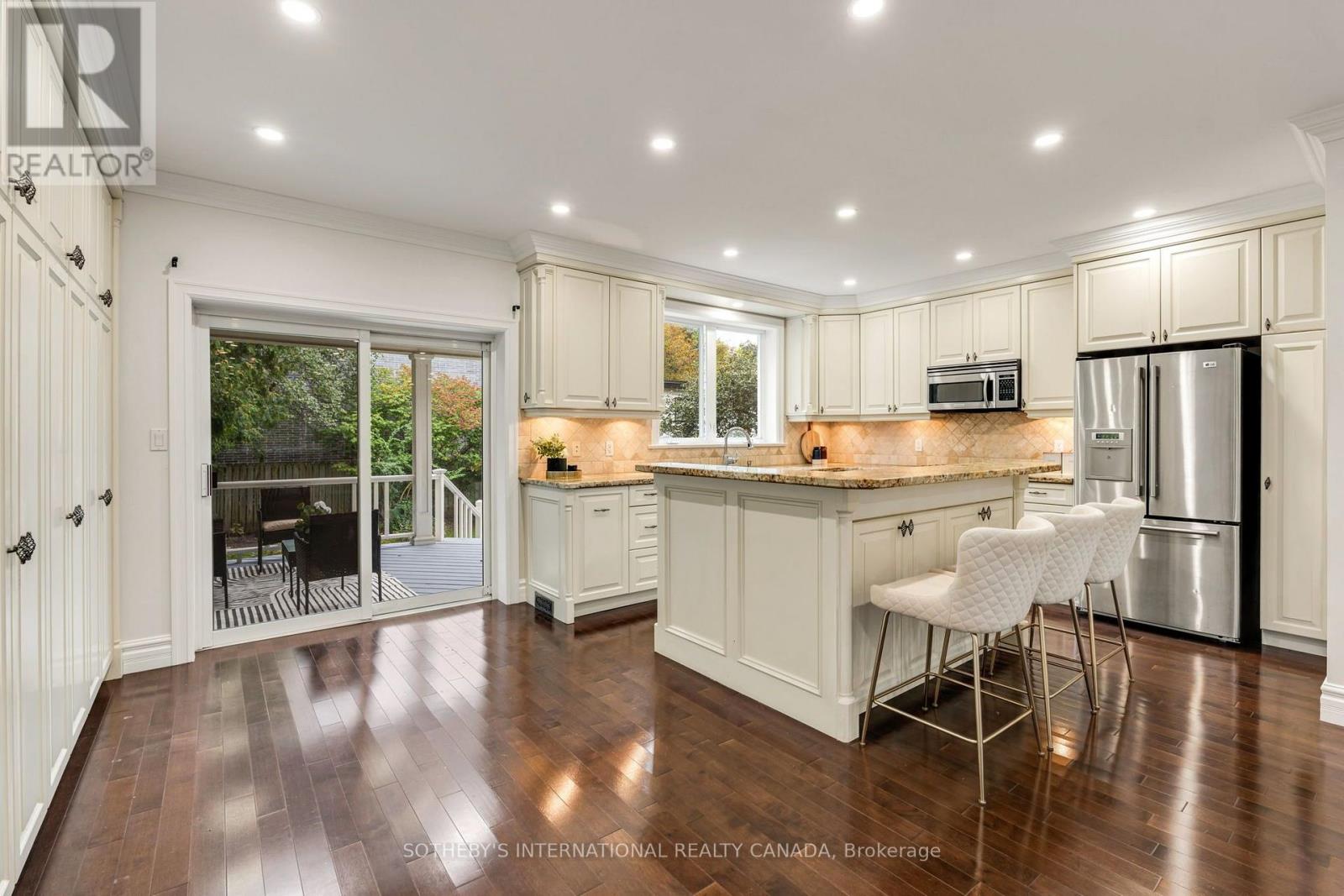 122 BRENTCLIFFE ROAD