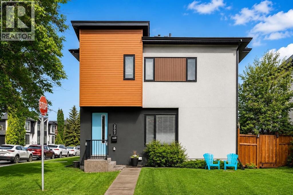 2002 35 Street SW