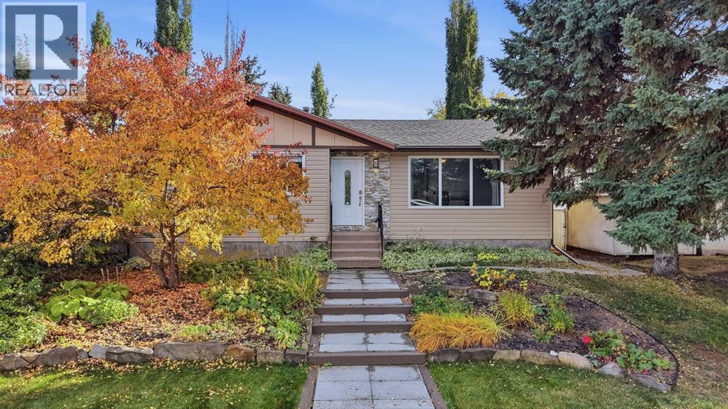 4412 45 AVENUE, SYLVAN LAKE, AB T4S 1K6 - Image 1836598048.jpeg?d=l
