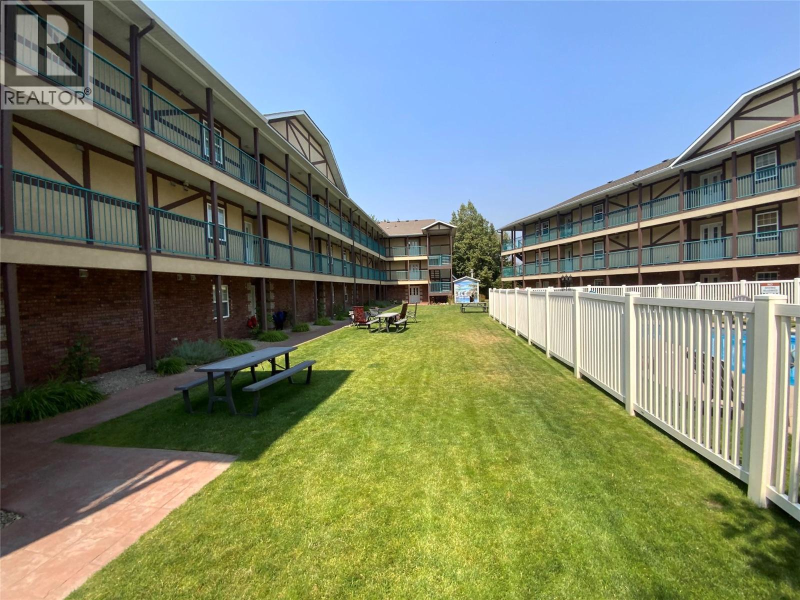 750 Railway Lane Unit# 28