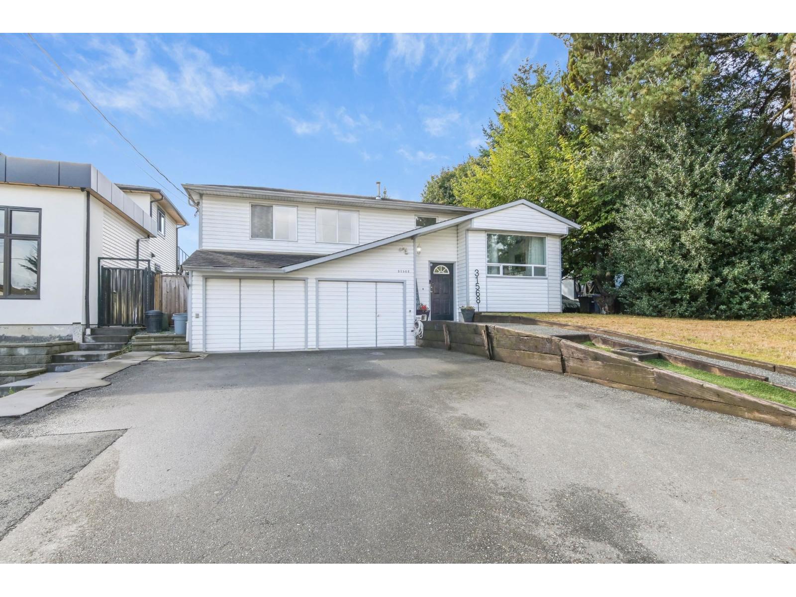 31568 OAKRIDGE CRESCENT