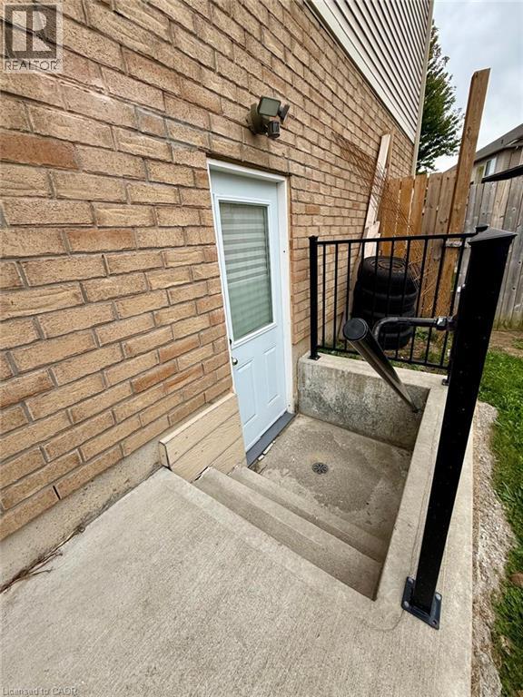 57 CREEK RIDGE Street Unit# Lower unit
