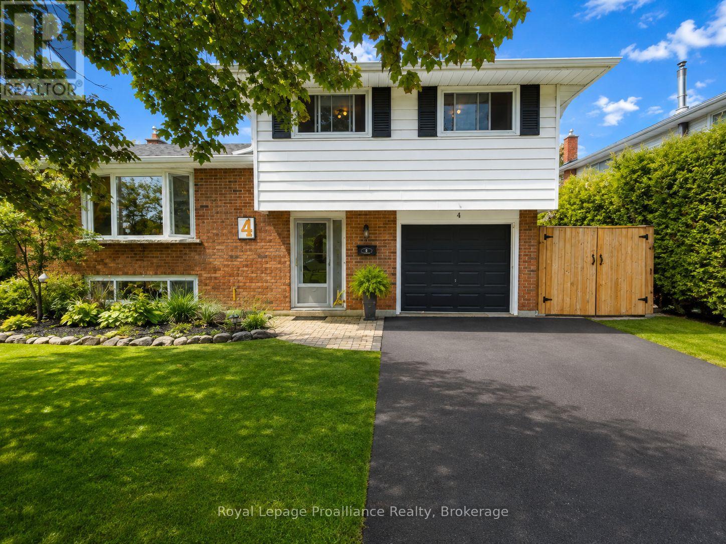 4 RICHMOND GROVE