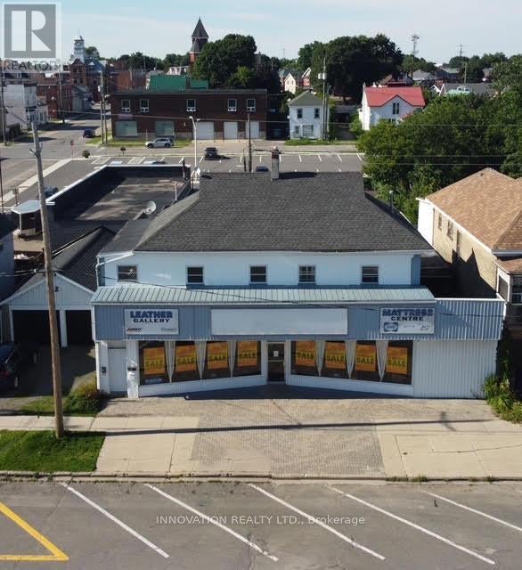 40 MAIN STREET E