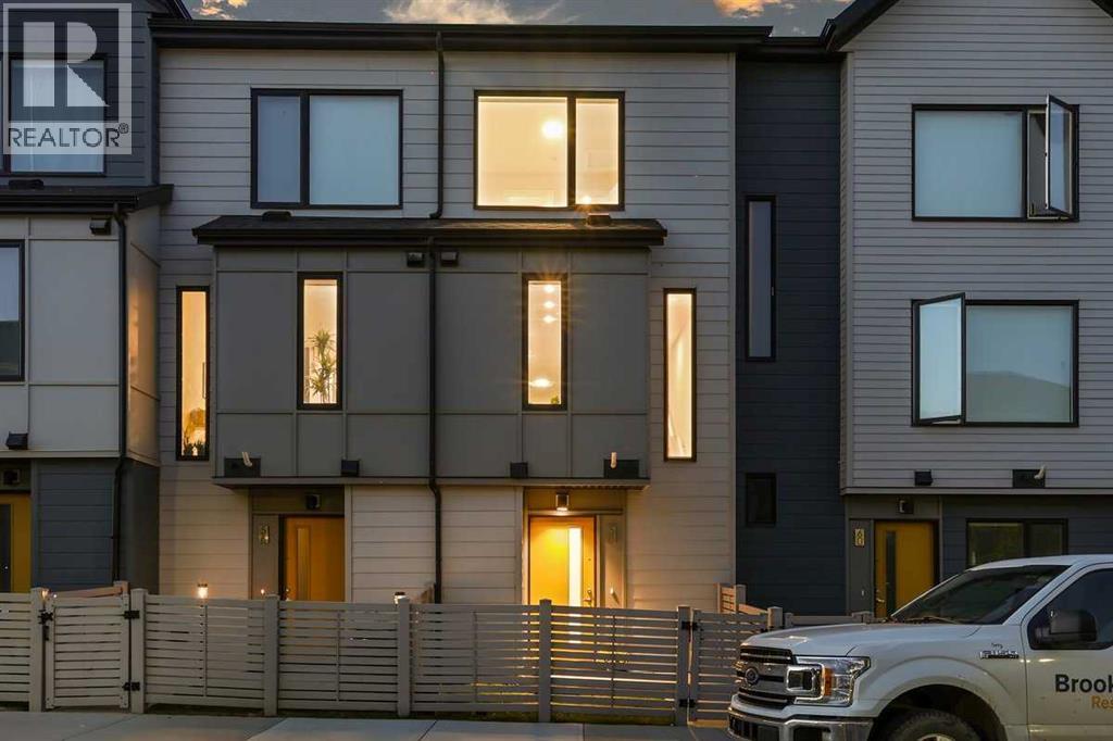58 Evanscrest Court NW