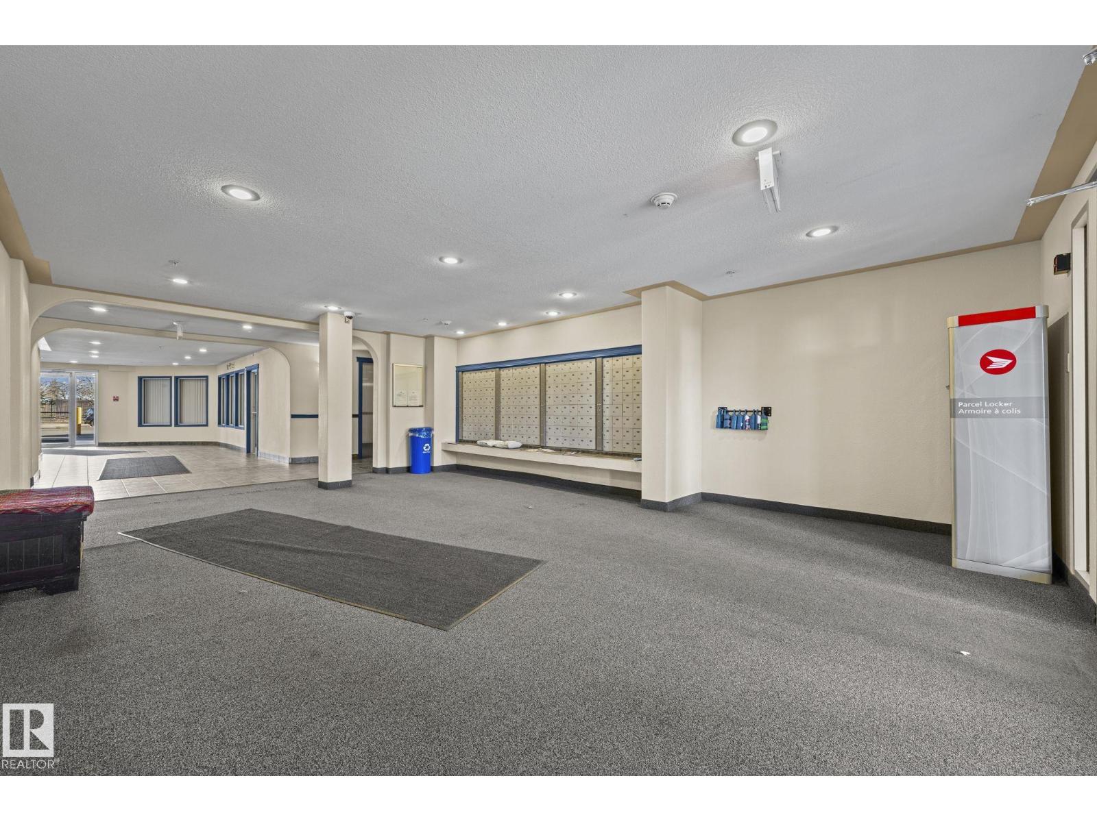 #211 11325 83 ST NW