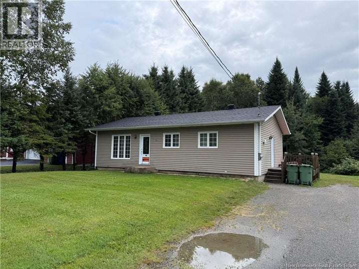 Photo 1 of 16 — 9 4th Avenue, Clair, NB E7A 2B2