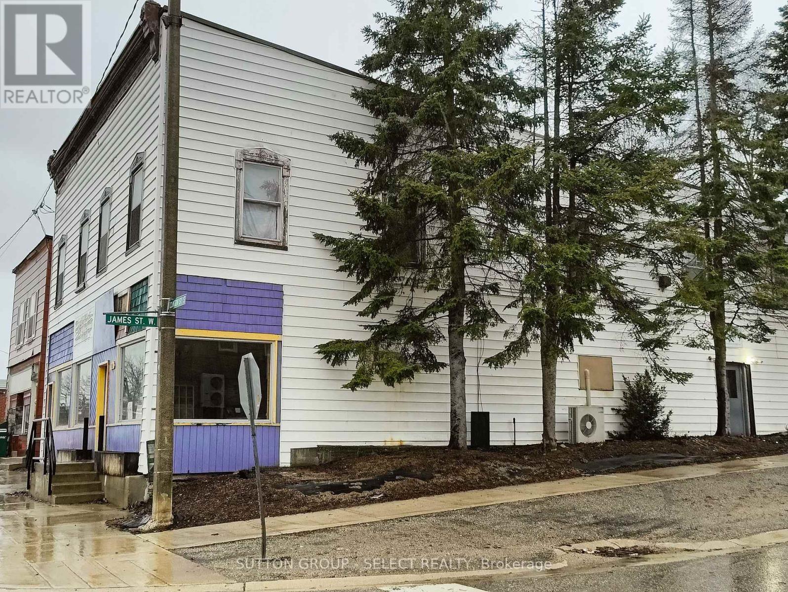 14 CLINTON STREET S
