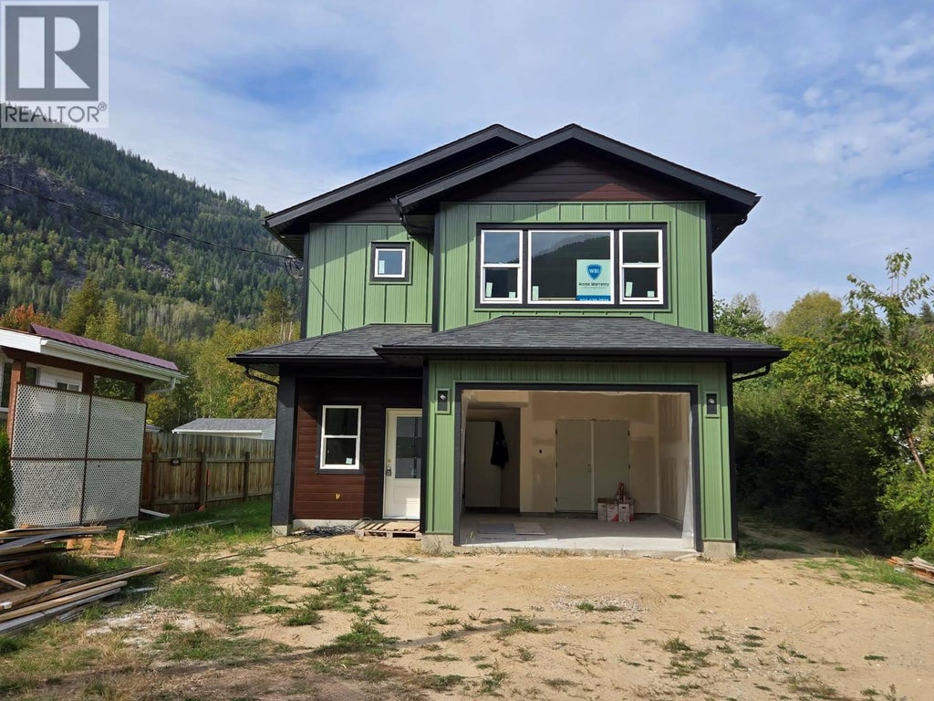209 12TH AVENUE FRONTAGE ROAD, GENELLE, BC V0G 1G0 - Image 548287054.jpeg?d=l