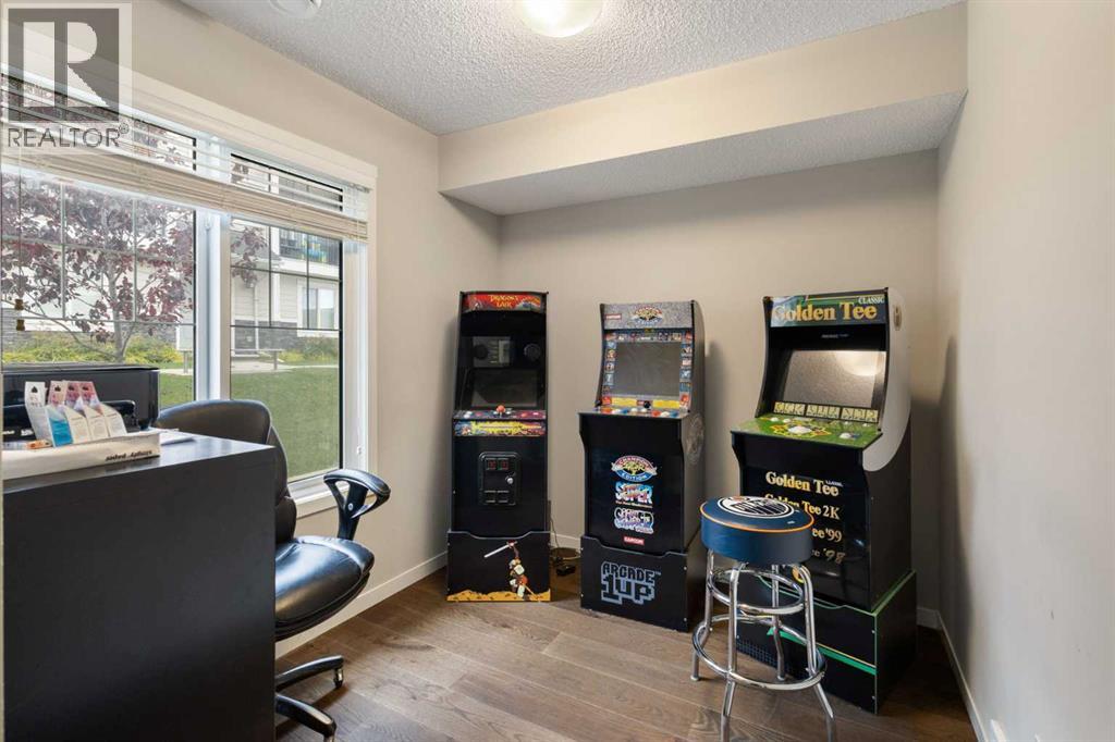 206 Nolanlake Villas NW