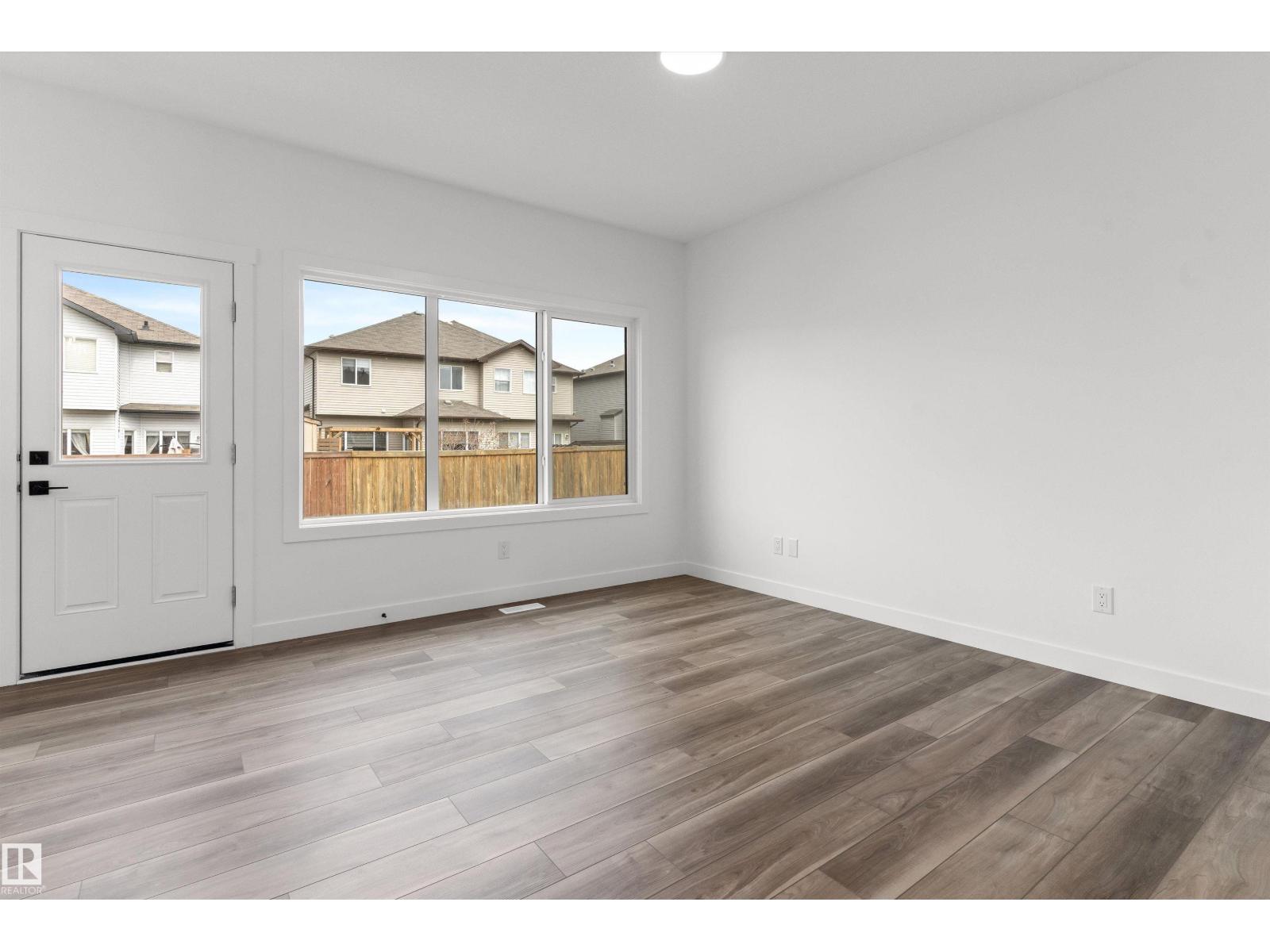 1192 SOUTH CREEK WD