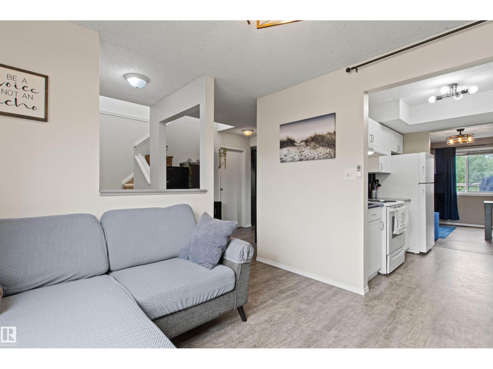 #64 3221 119 ST NW