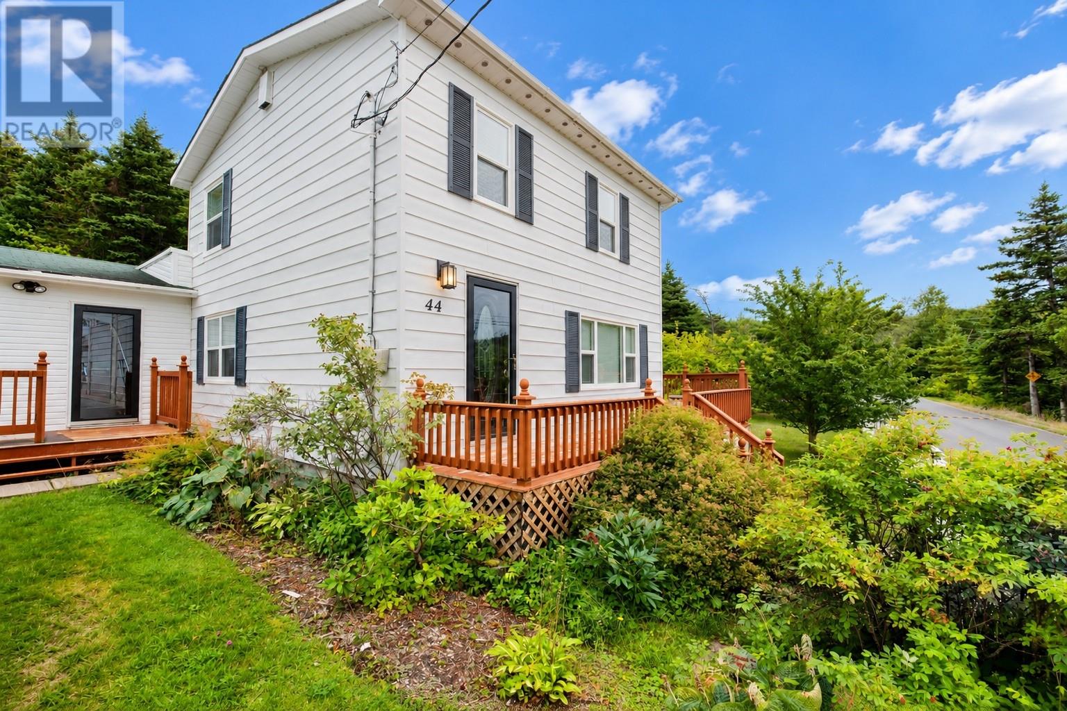 44 Middle Arm Road