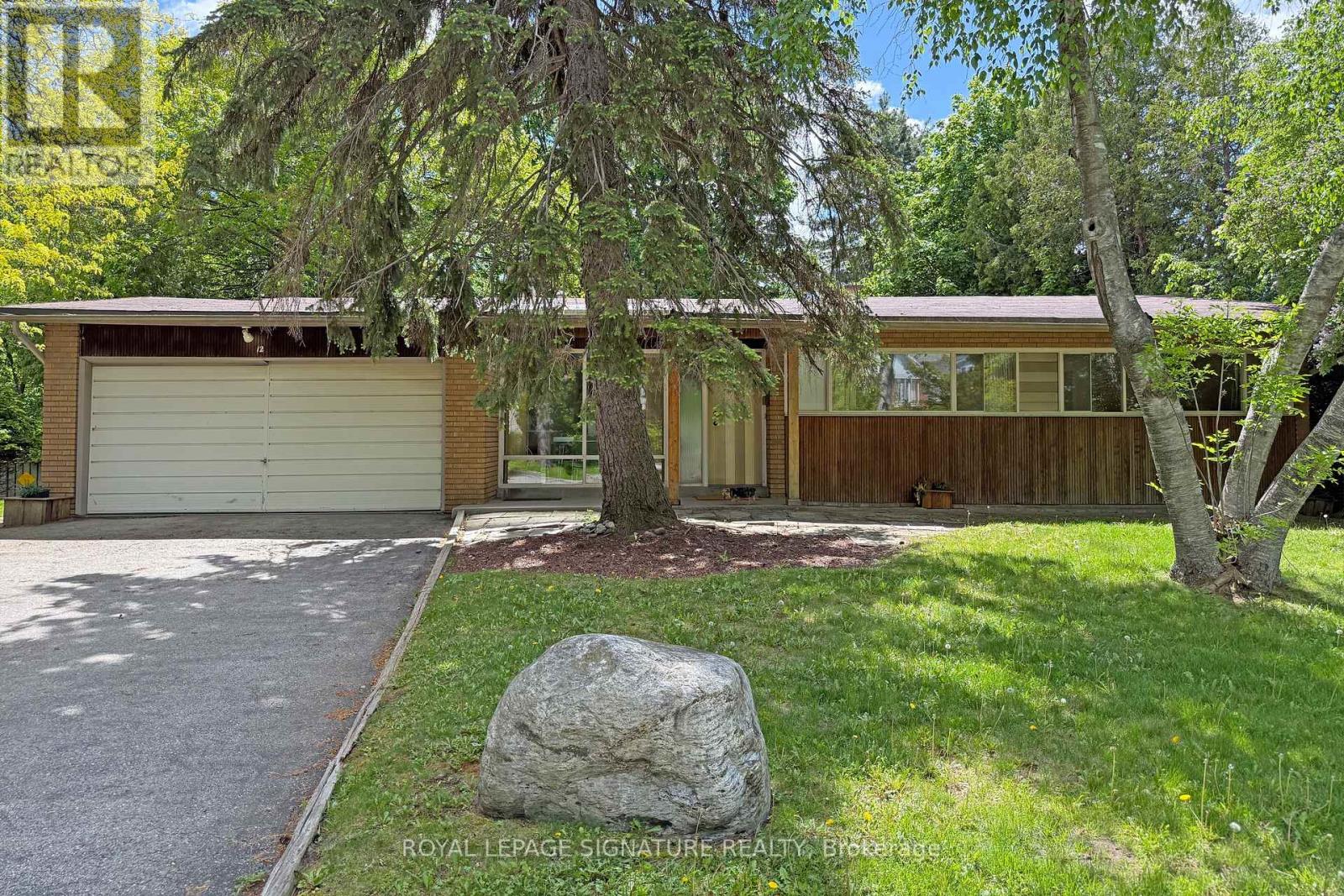 12 RUDEN CRESCENT