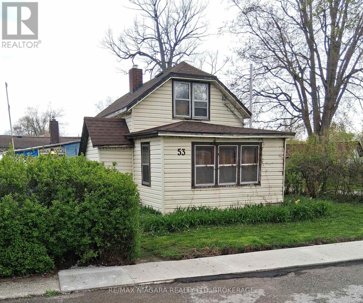 53 CAMBRIDGE ROAD E