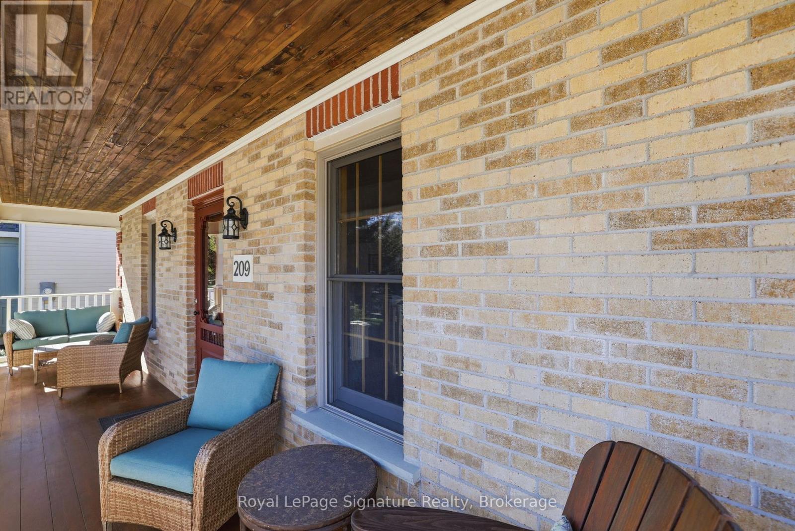 209 SUMMERHILL ROAD