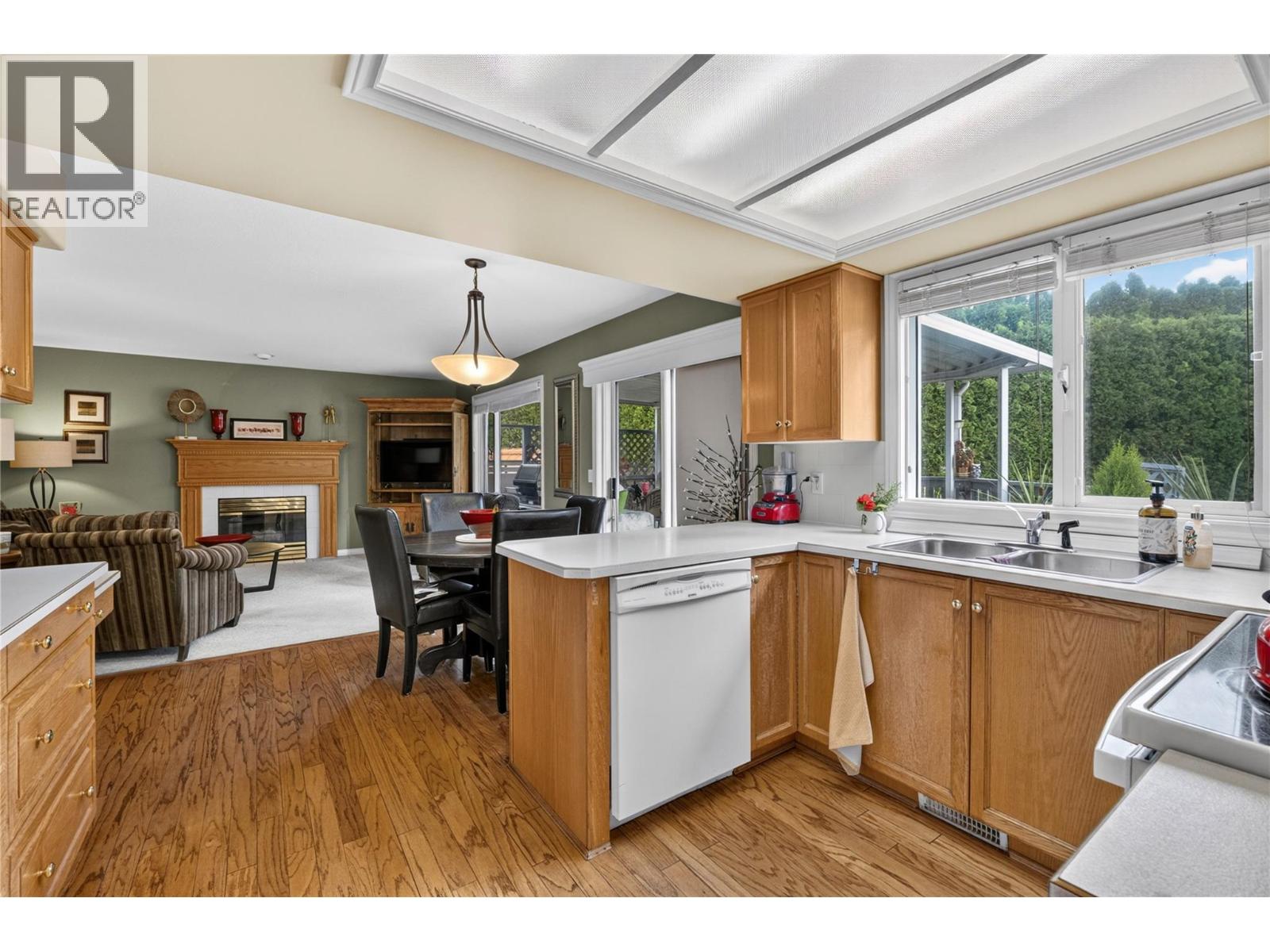 4015 Logie Court