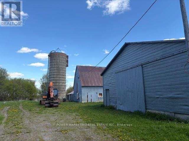 955 ST GUILLAUME ROAD