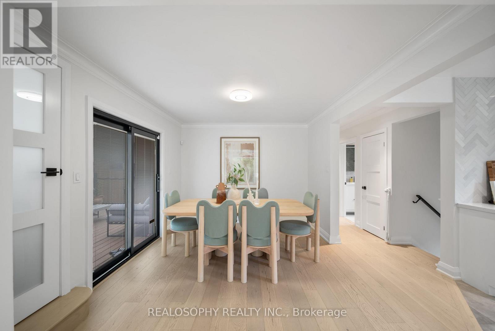 69 SQUIRES AVENUE