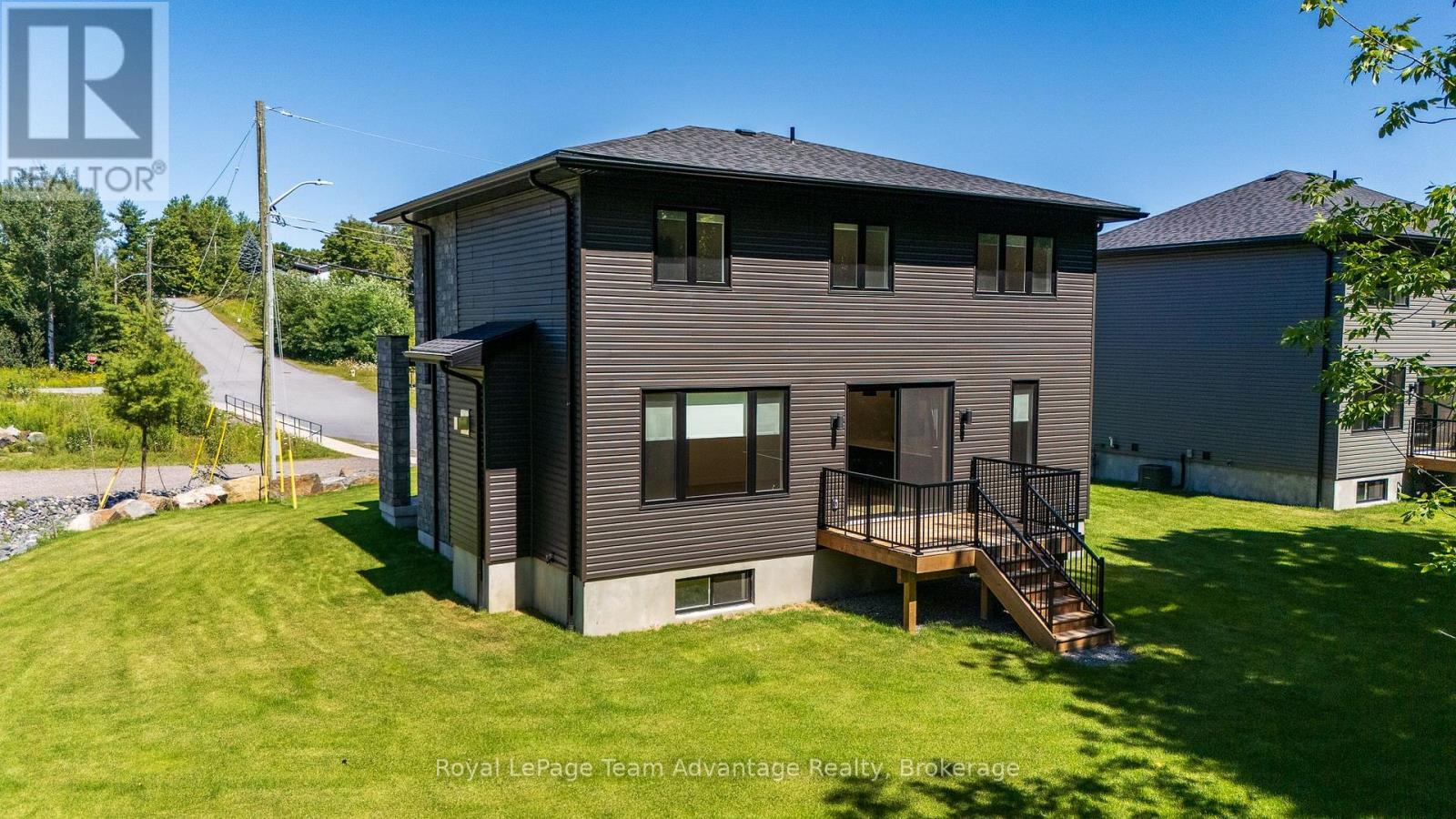 53 DENNIS DRIVE