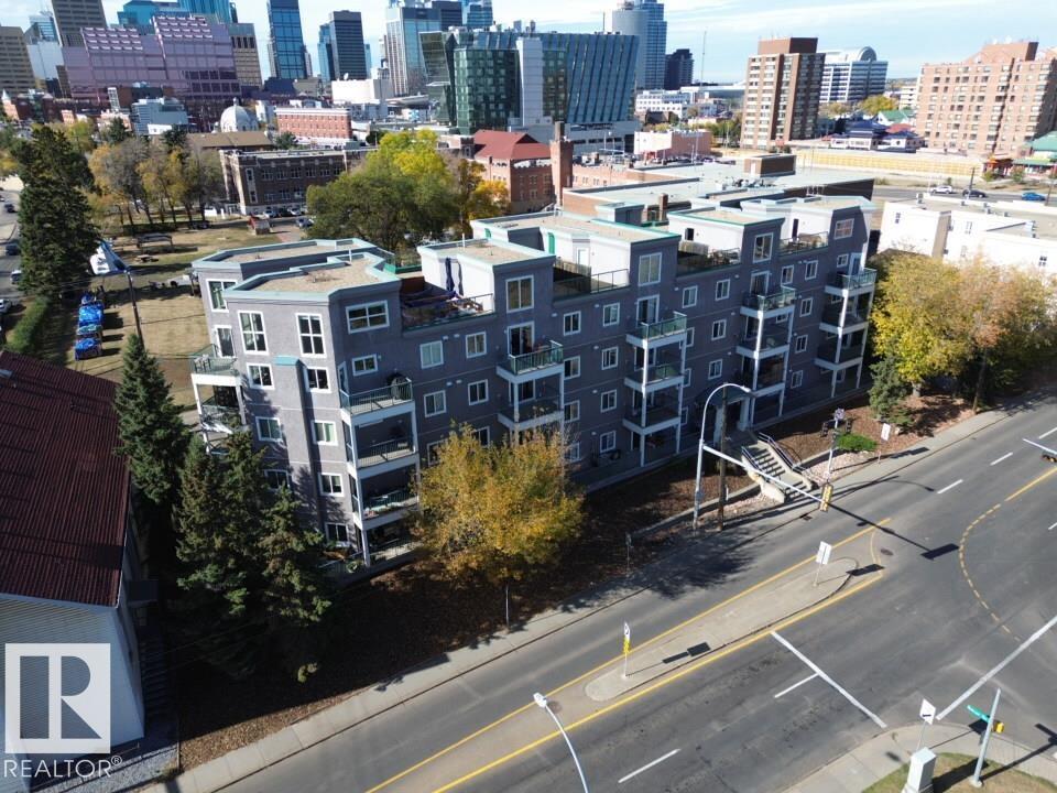 #208 10118 95 ST NW