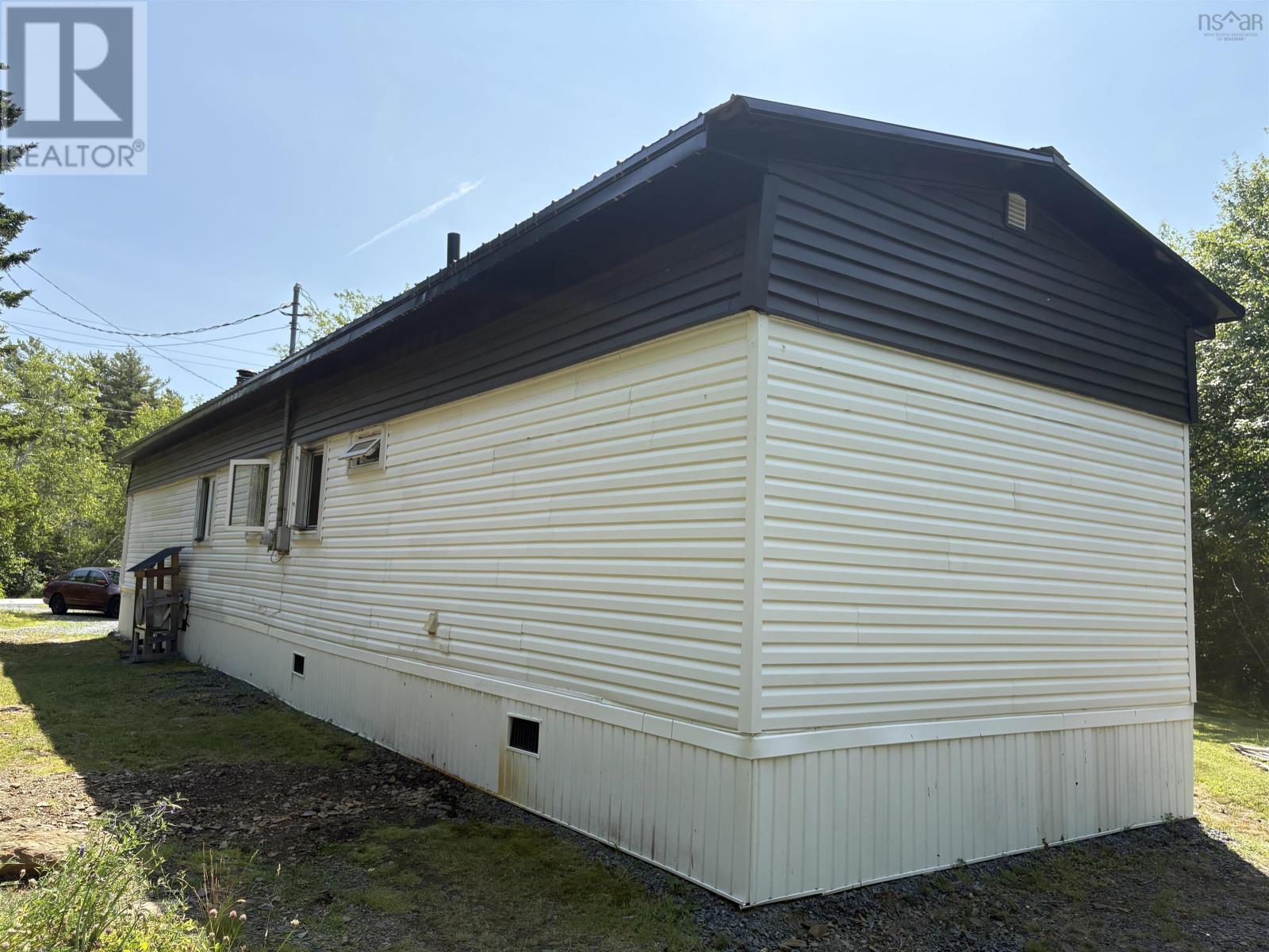 2218 Highway 332 - Photo 3